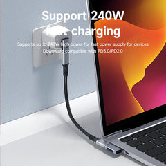 USB-C 40Gbps 240W 8K Video Transfer Adapter